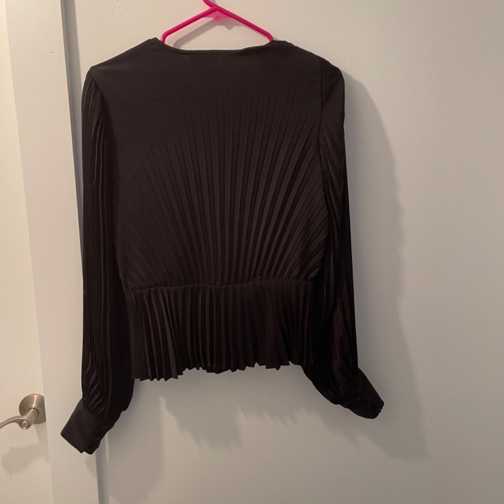Express woman’s blouse - Picture 3 of 3